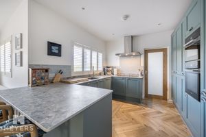 Photo 41- click for photo gallery